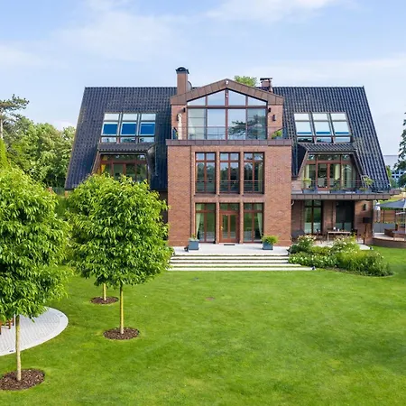 Schmidt - Strandhaus Direkt Am Mit Sauna, Sport Und Dünengarten I Rostock