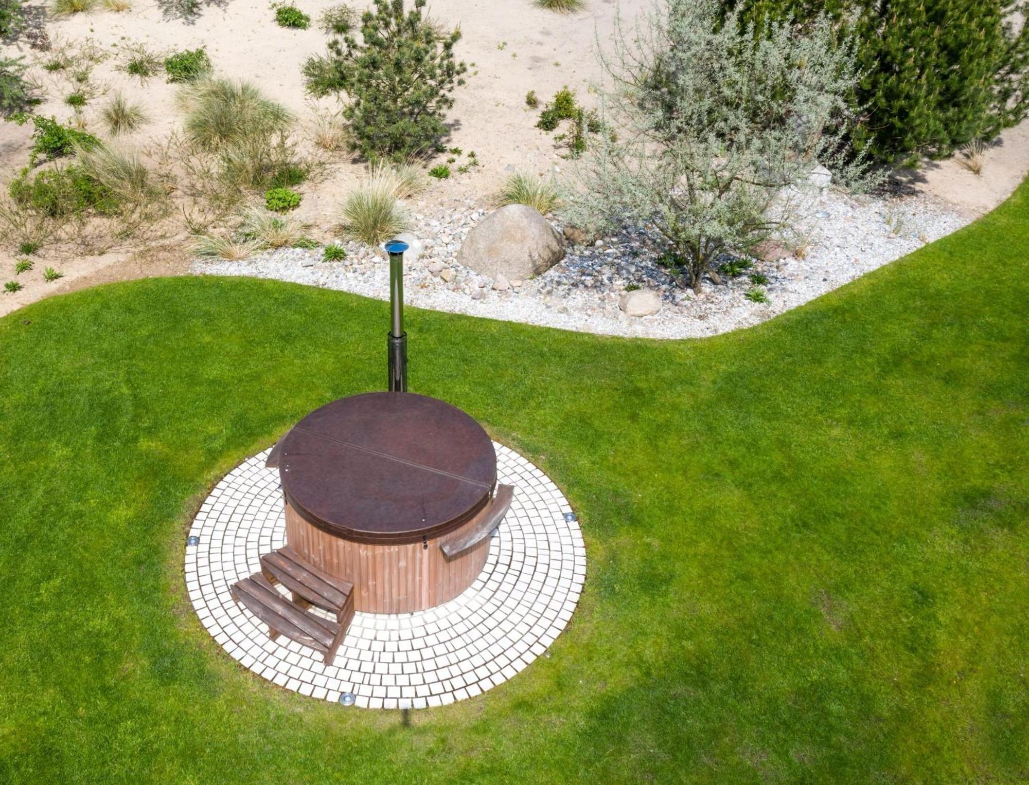 Apartment Schmidt - Strandhaus Direkt Am Mit Sauna, Sport Und Dünengarten I Rostock