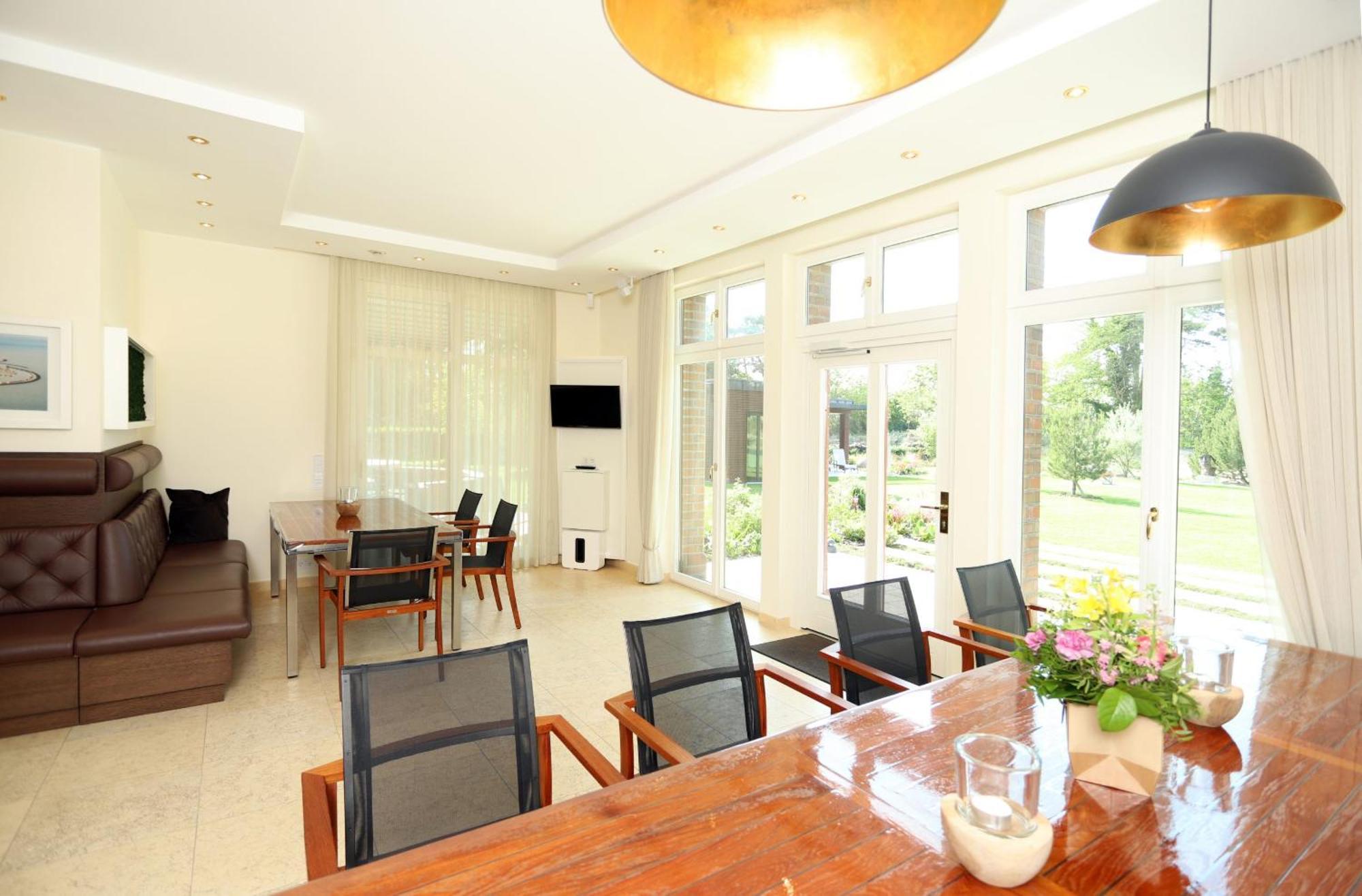 Apartment Schmidt - Strandhaus Direkt Am Mit Sauna, Sport Und Duenengarten I *